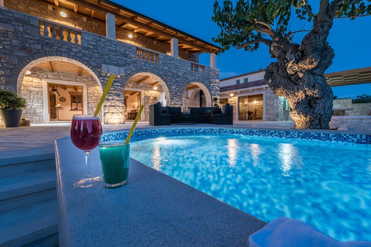 Villa Dumina Sukošan المظهر الخارجي الصورة