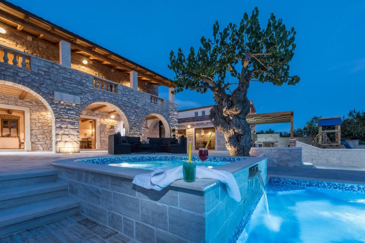 Villa Dumina Sukošan المظهر الخارجي الصورة