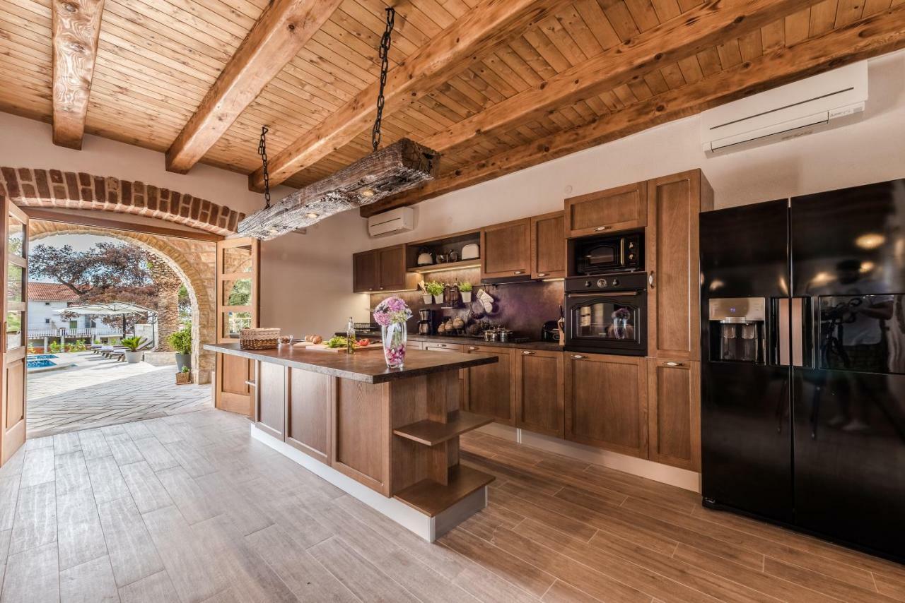 Villa Dumina Sukošan المظهر الخارجي الصورة